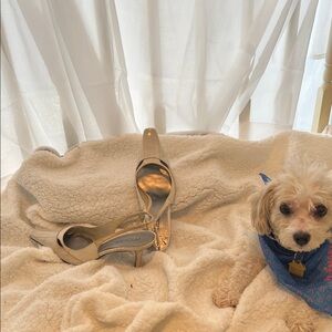 Elegant Women's Gold Slingback Heels